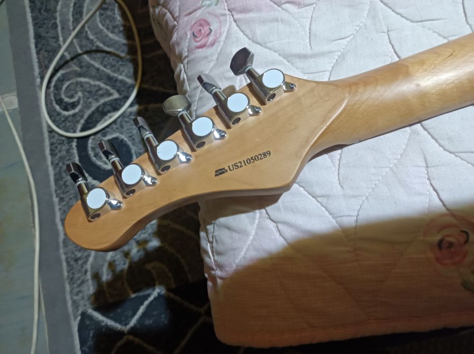 Продаётся модерновый телекастер электро гитара соло гитара