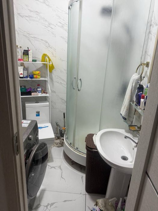 METRO 3-bekat Yangi Darxon 3/2/16 74 kvadrat Ayrim mebellari qoladi