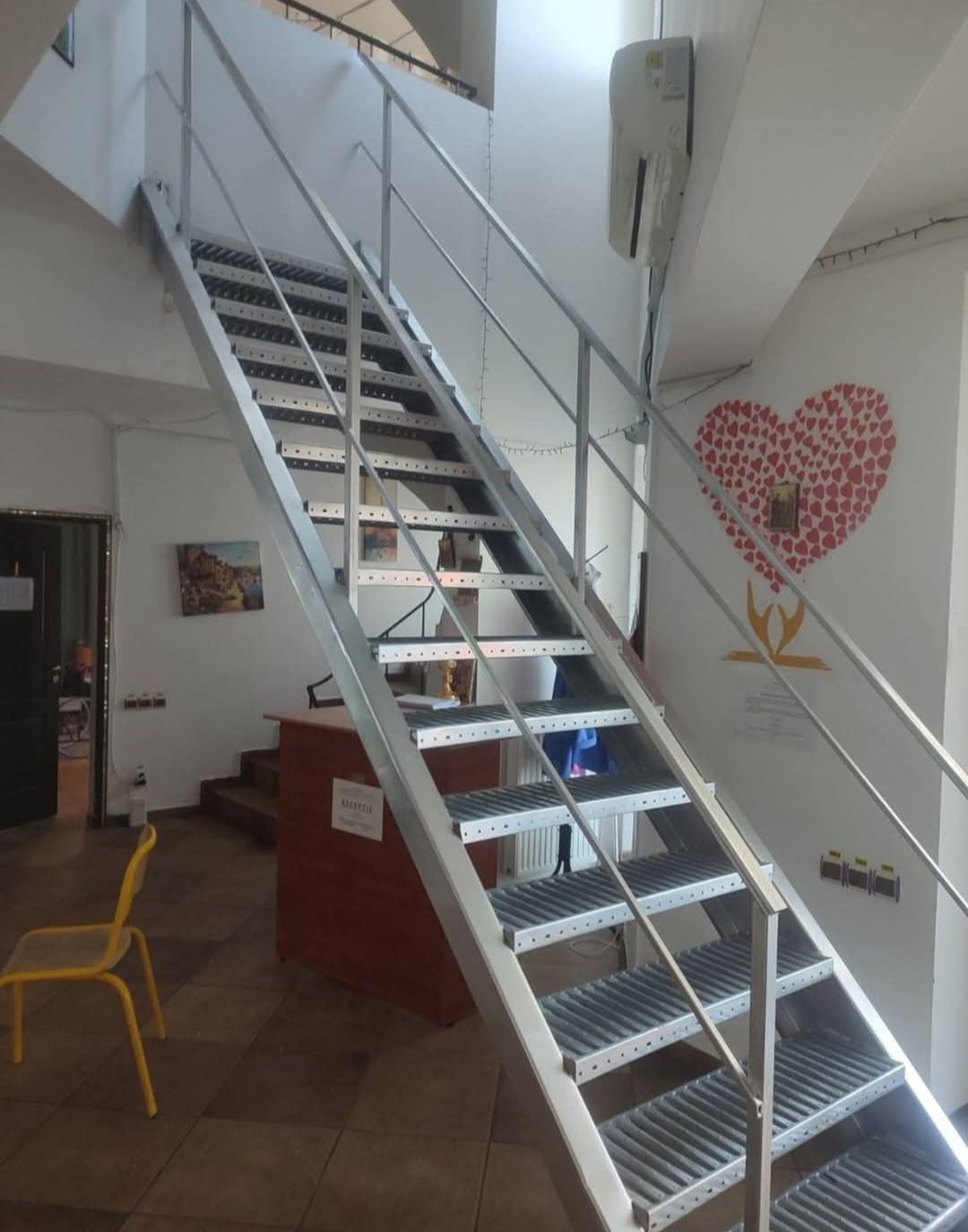 Scări metalice galvanizate