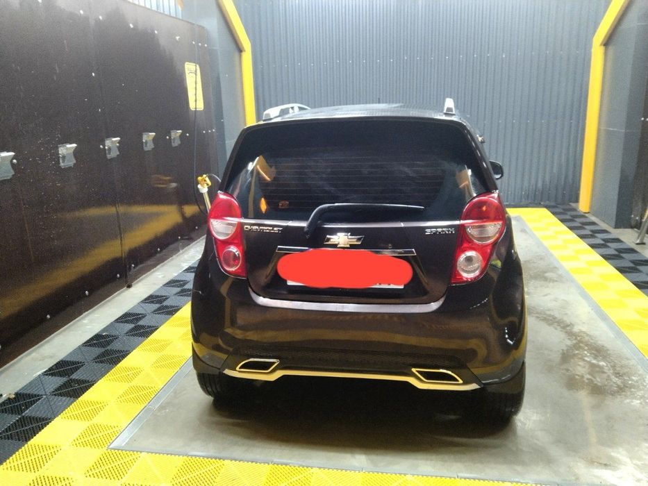 Спарк срочно сотилади