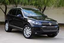 VW Touareg *3.0 * 2014 .