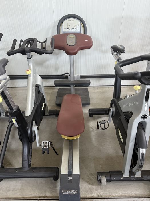 Aparat stretching technogym