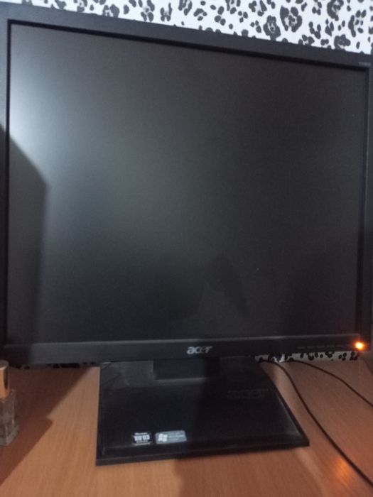 Acer 19 дюйм монитор