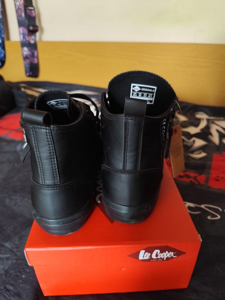 Кецове Lee Cooper
