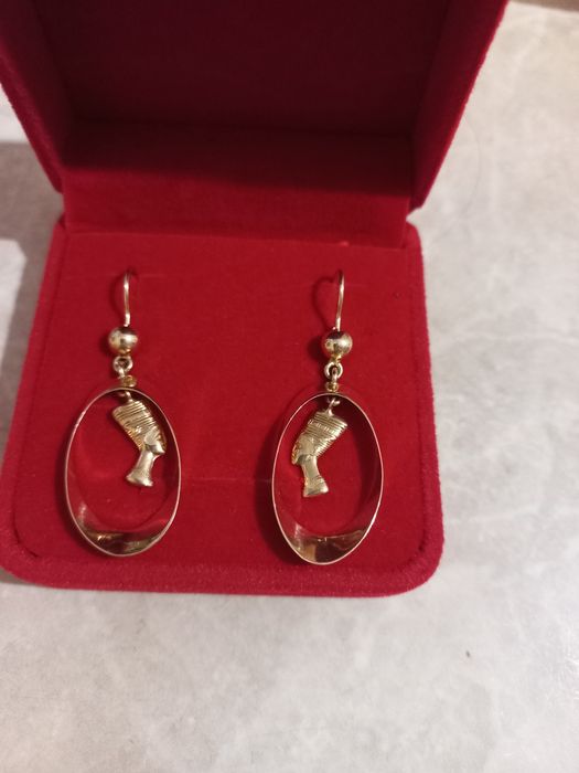 Продам золотые серёжки 583 пробы ,Нефертити,, 225 тыс