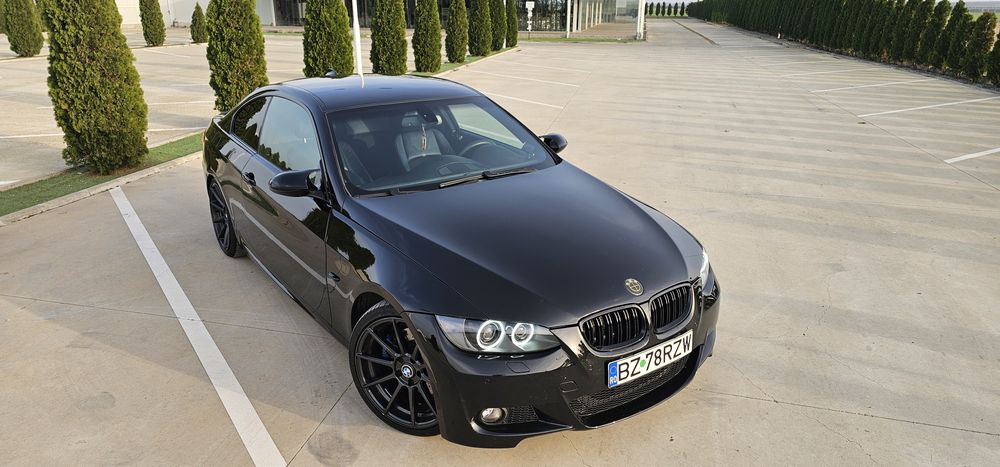 Bmw e92 Coupe  330d manual ///M Pachet impozit de 2.0