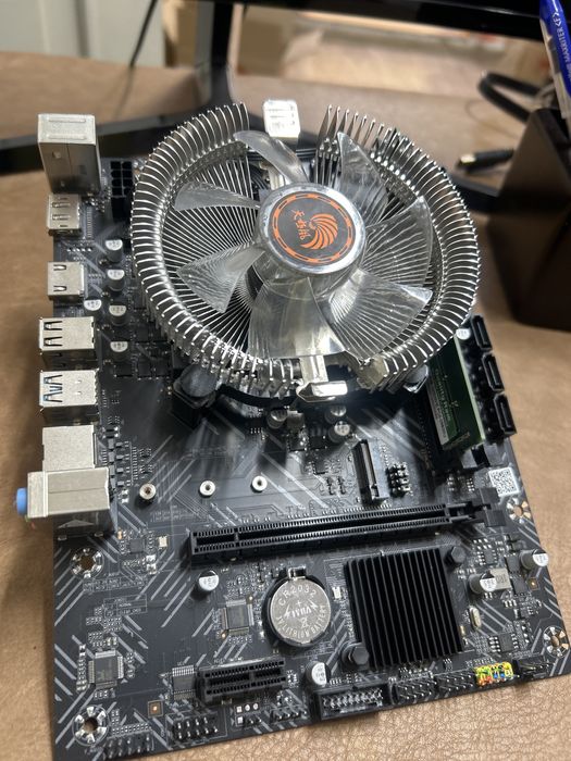 I3 10105 ddr4 8 gb , материнская плата