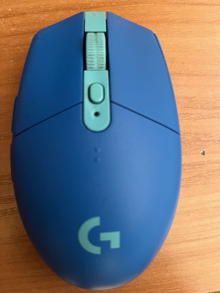 Безжична геймърска мишка Logitech G305 Lightspeed, черен