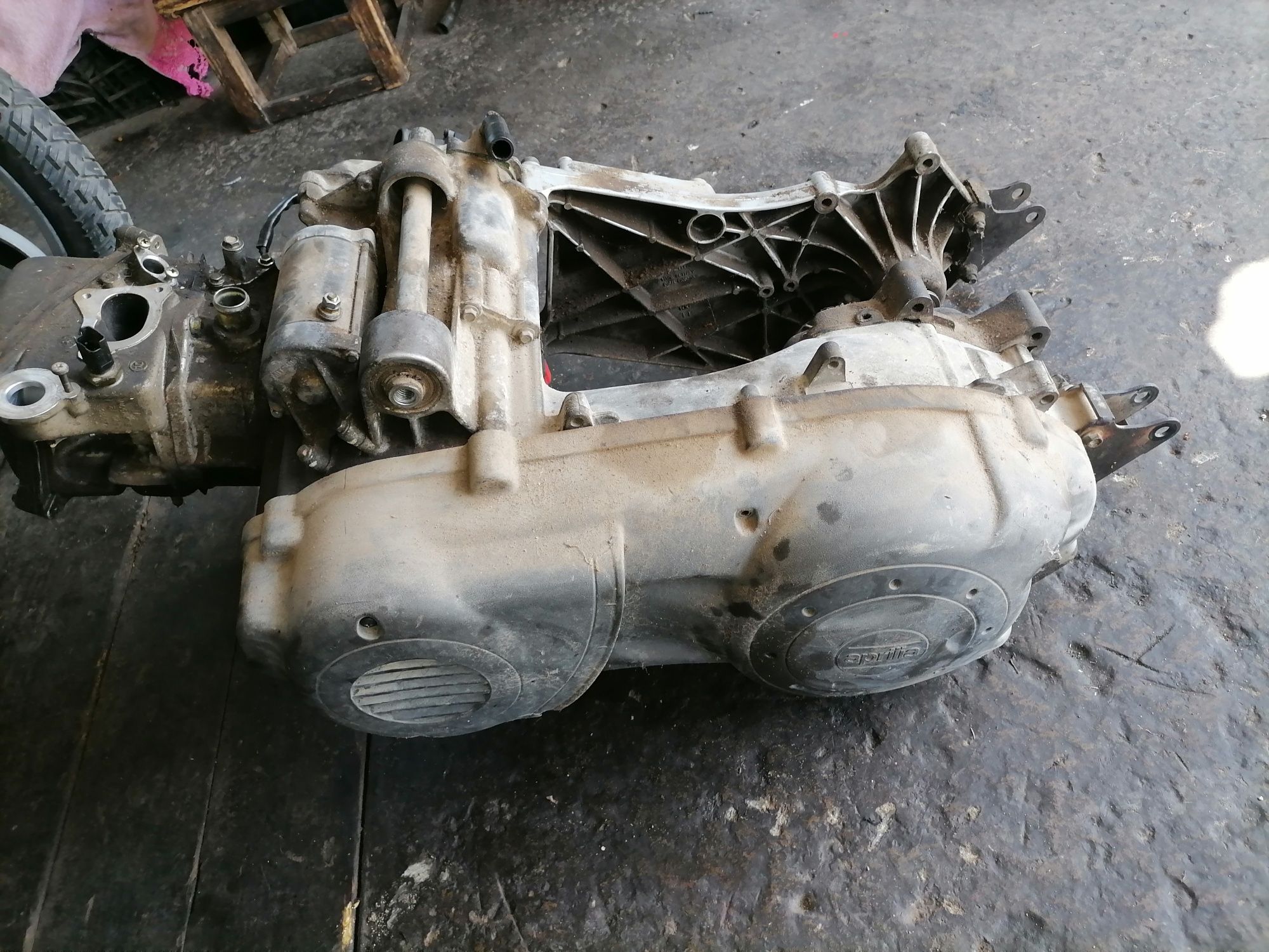 Motor aprilia atlantic 500cc