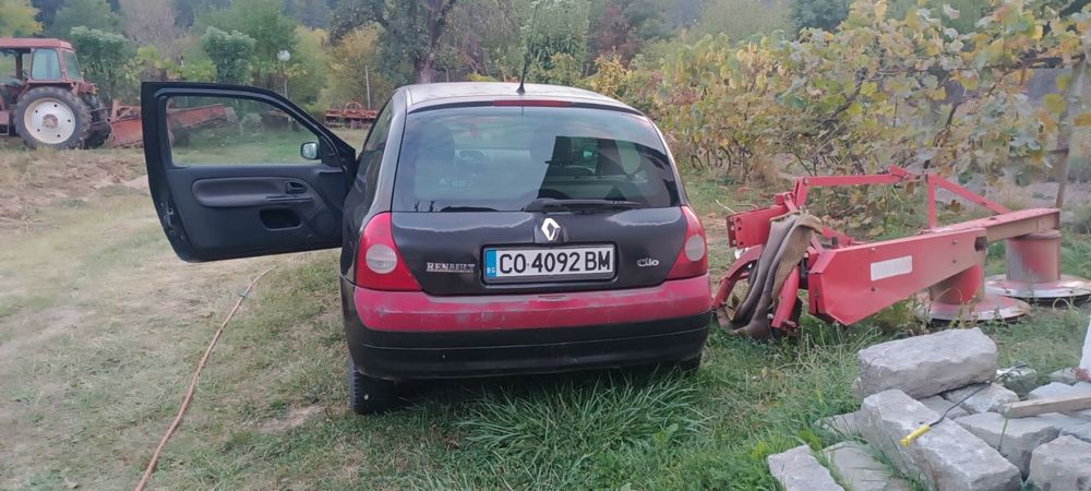 лек автомобил Reanut Clio 1,5 dci