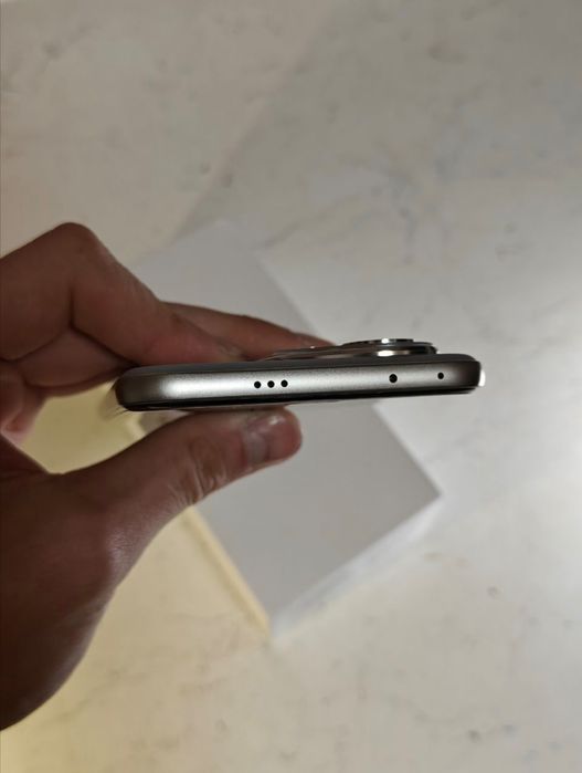 Honor 400 pro 12,512gb.full