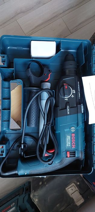 Перфоратор BOSCH GBH 2-28D