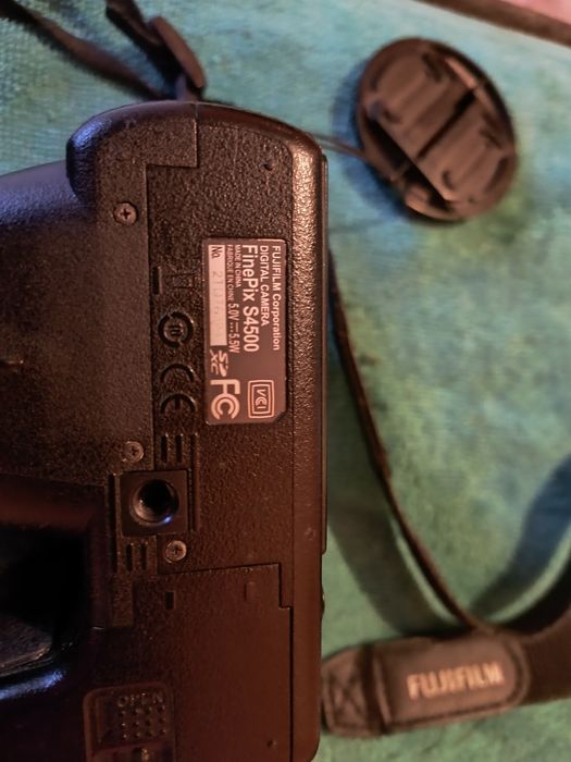 Fijifilm Finepix S4500 -Дигитална фото камера