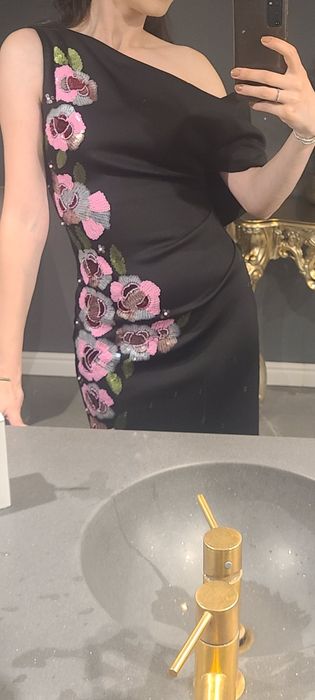 Rochie midi cu umar cazut