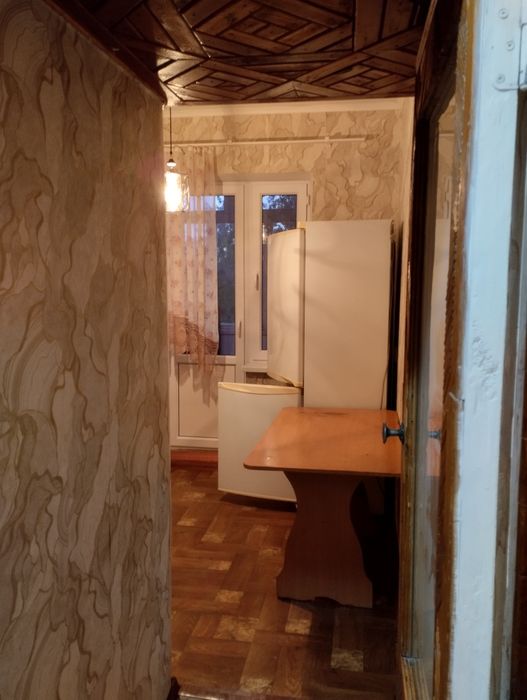 Сдается квартира в 10 мкр.