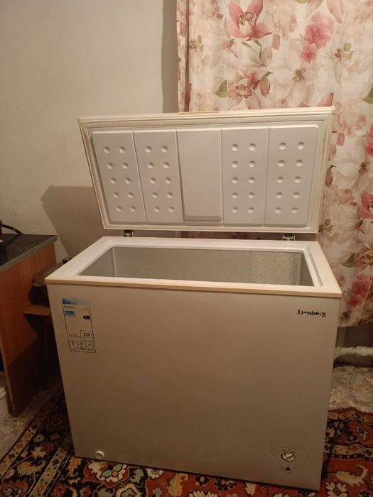 Продам морозильник