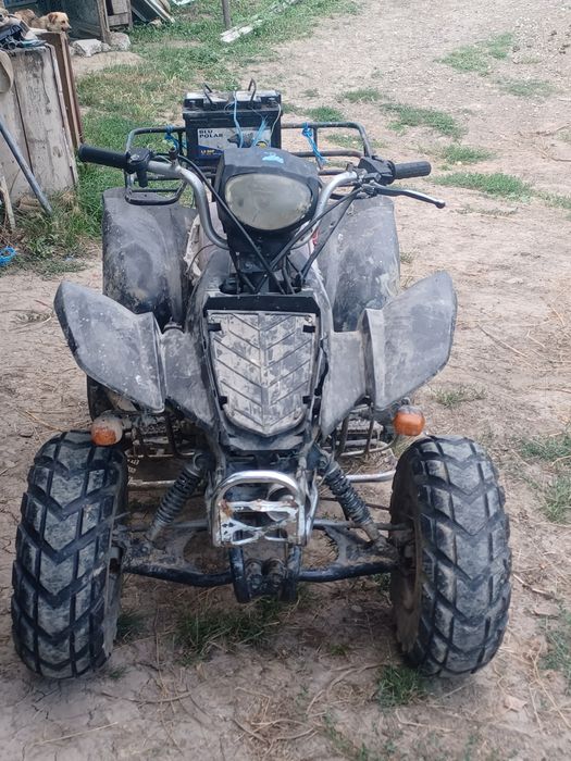 Vând atv motor 150 cc