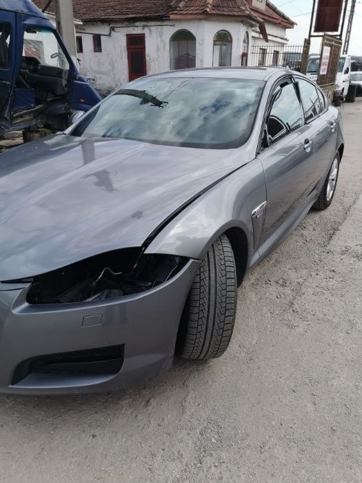 Dezmembrez Jaguar xf 2,2/2,7 3.0 facelift 2010 2012 2015/piese jaguar/