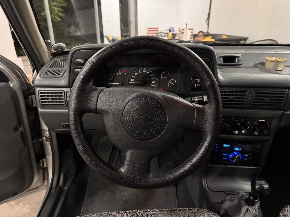 Nexia DONS holati yaxshi 1,5 motor yili 2004 suyagi butun