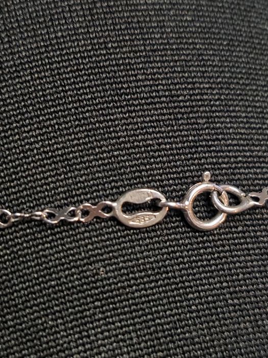 Златно синджирче от бяло злато около грам ,дължина 40см.