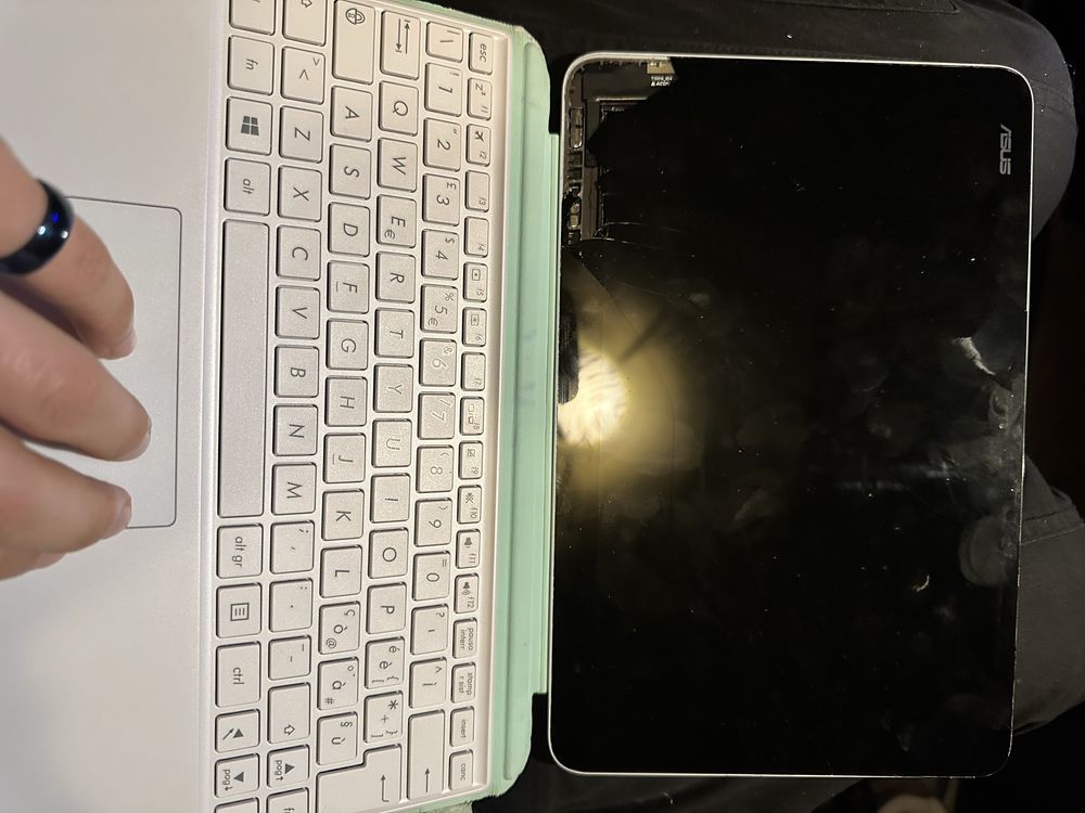 3 Tablete Asus T102 windows sparte pentru piese