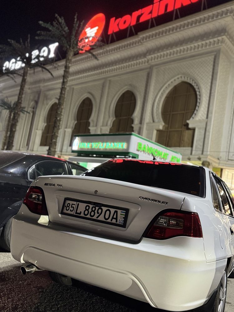 Nexia 2 sotiladi. 1,6 luks konditsioner.2014 yil