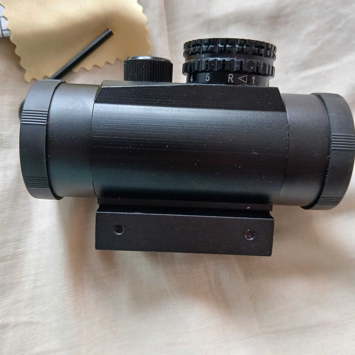Luneta Red Dot 1×40 mm,noua
