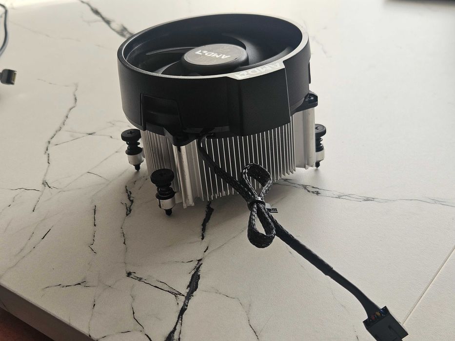 Cooler AMD Wraith Spire NOU