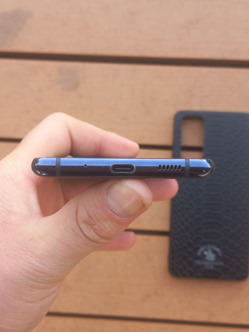 Samsung Galaxy S20FE Идеалл!!!