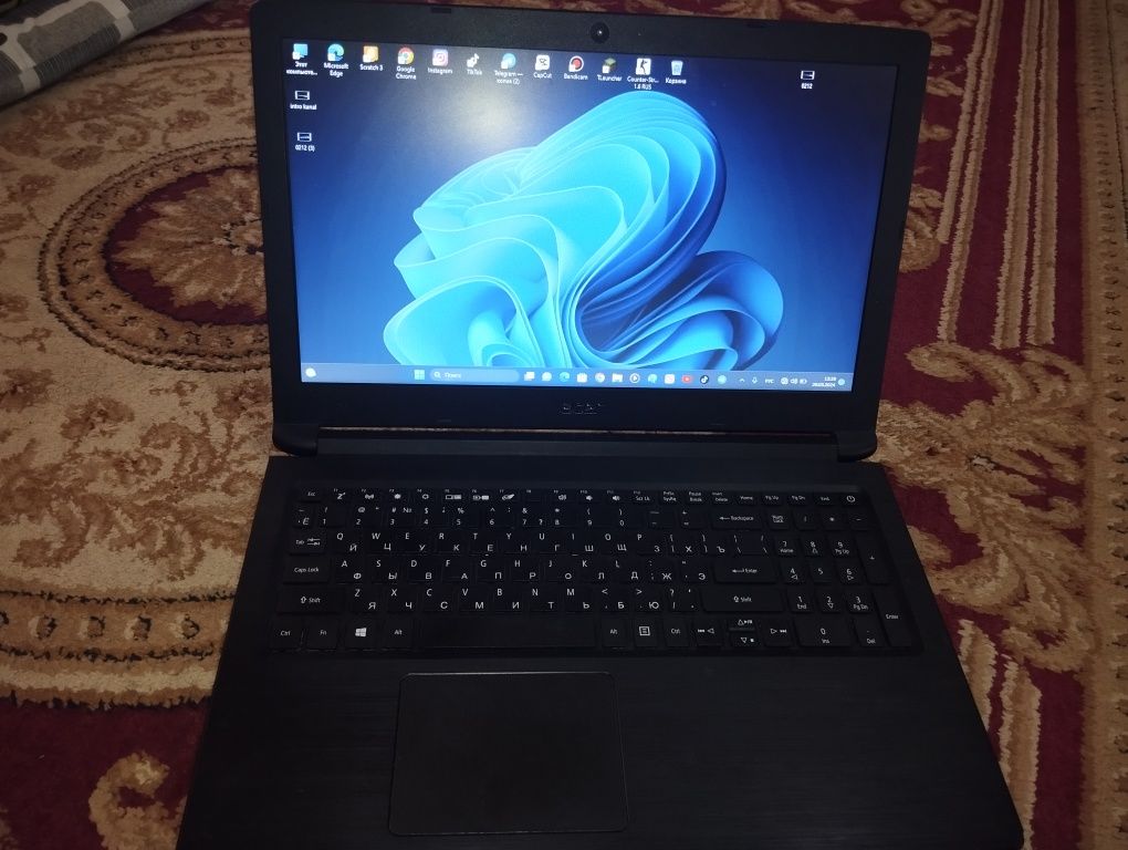 ACER Aspire A315-33 ; 1000gb/8gb