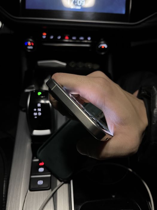 Айфон 15 Про Макс