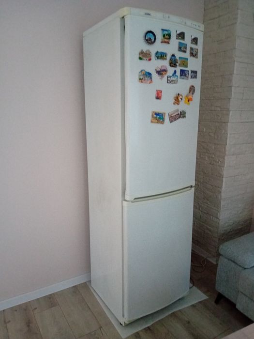 Хладилник SILTAL с долен фризер