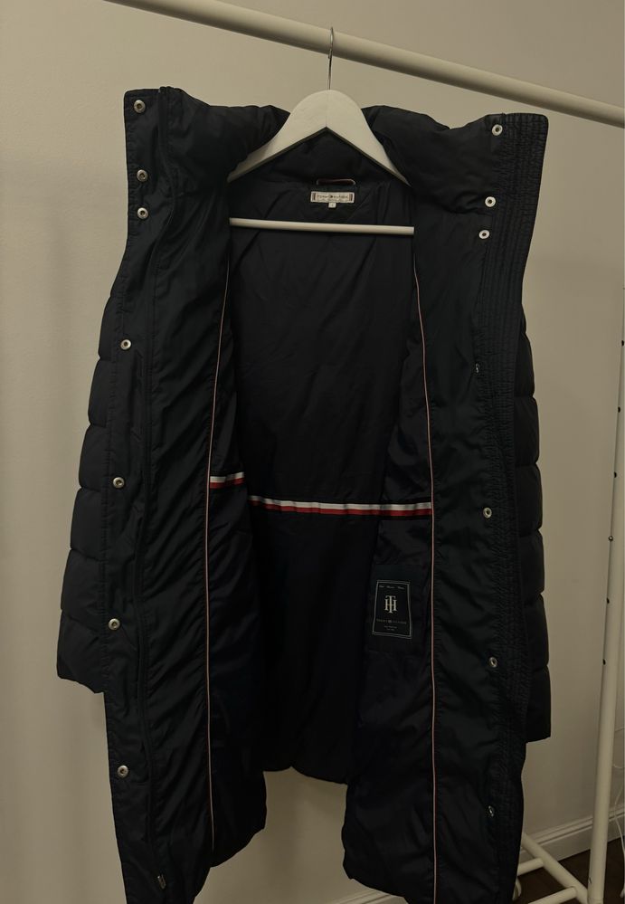 Geaca Tommy Hilfiger, fara defecte