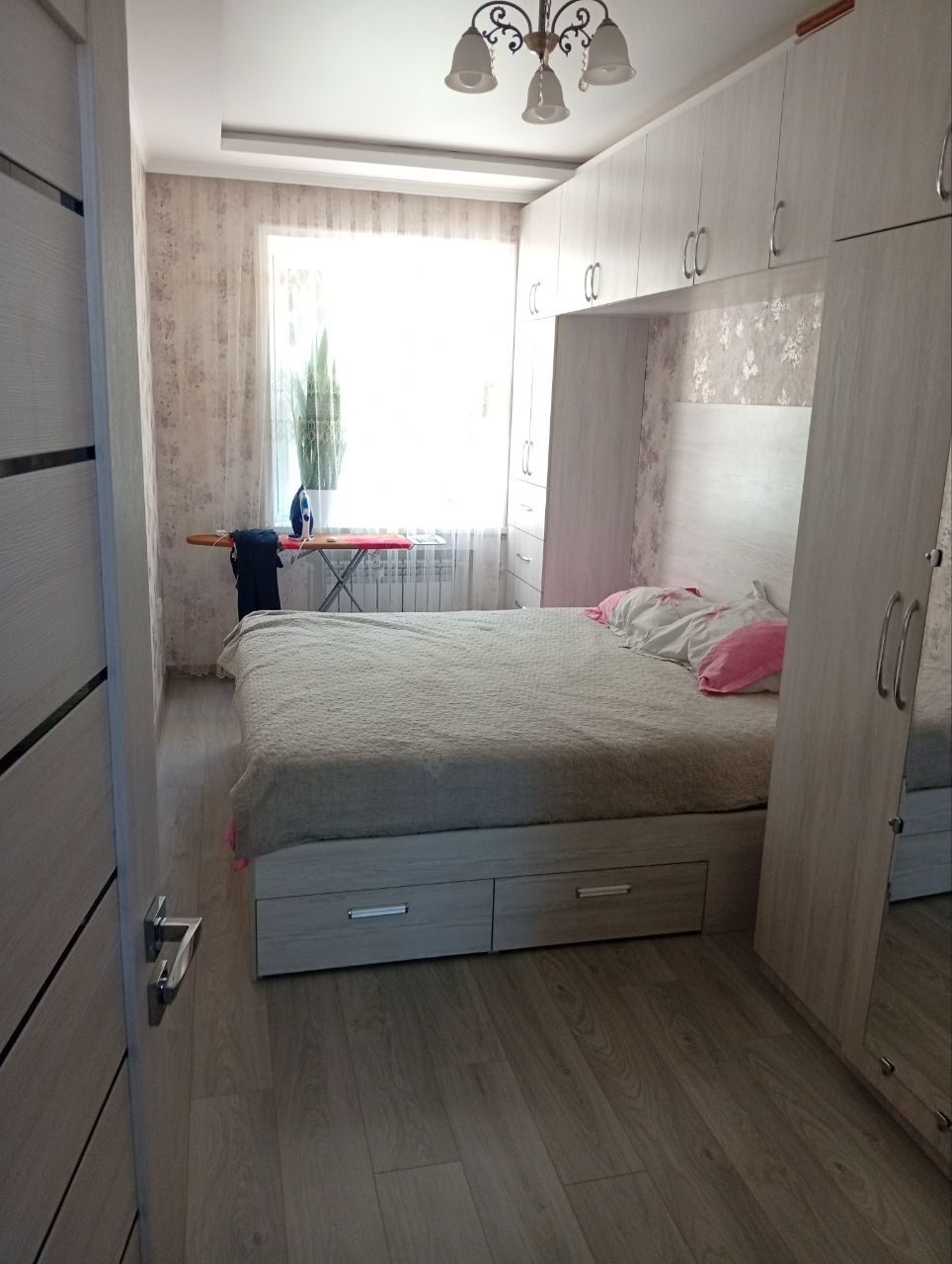 Продаю 2 комнатную квартиру.ттз 2