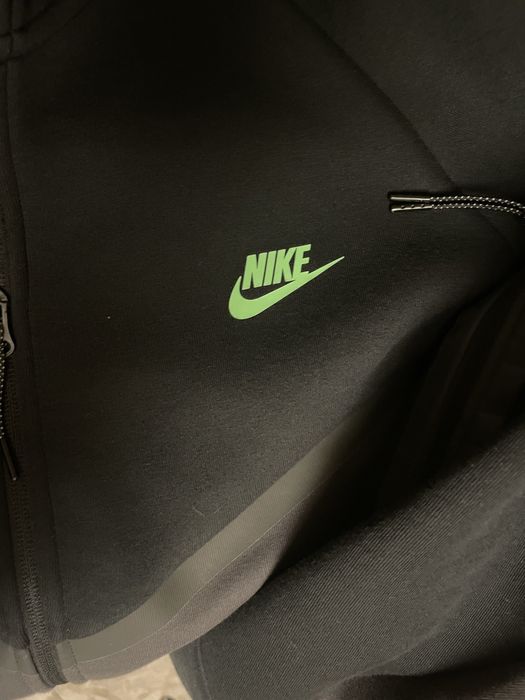 Nike tech fleece