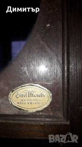 стенен  часовник