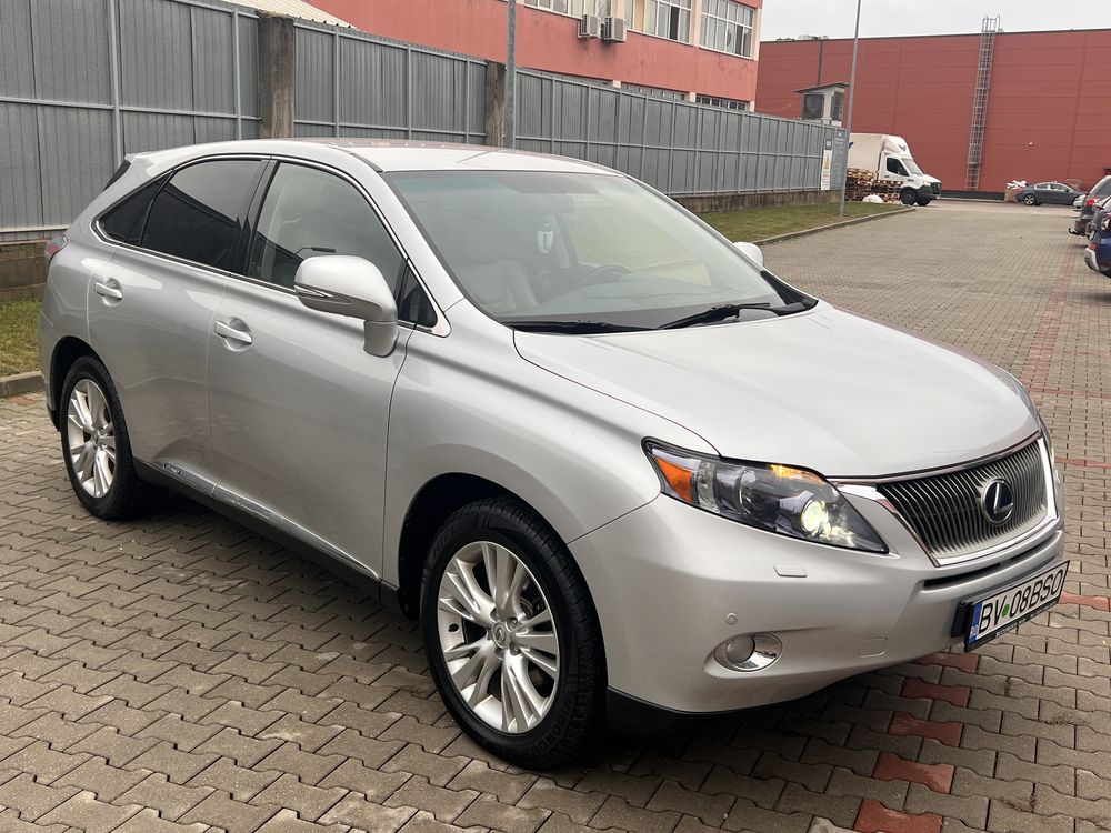 Lexus 450 2010 3.5 L benzina Hybrid km reali stare impecabila vari +/-