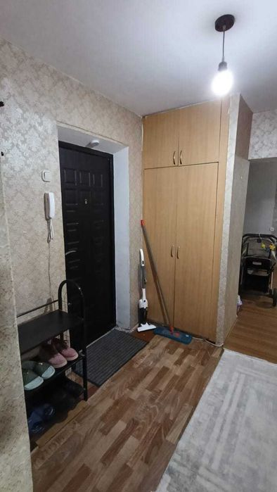 Продадим 2х квартиру в хорошем районе ЖД Вокзала