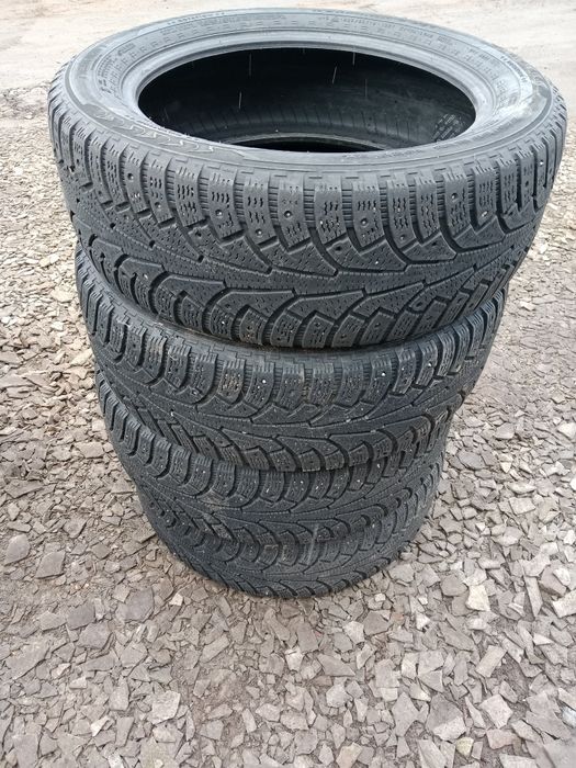 Продам шины 225/55.18