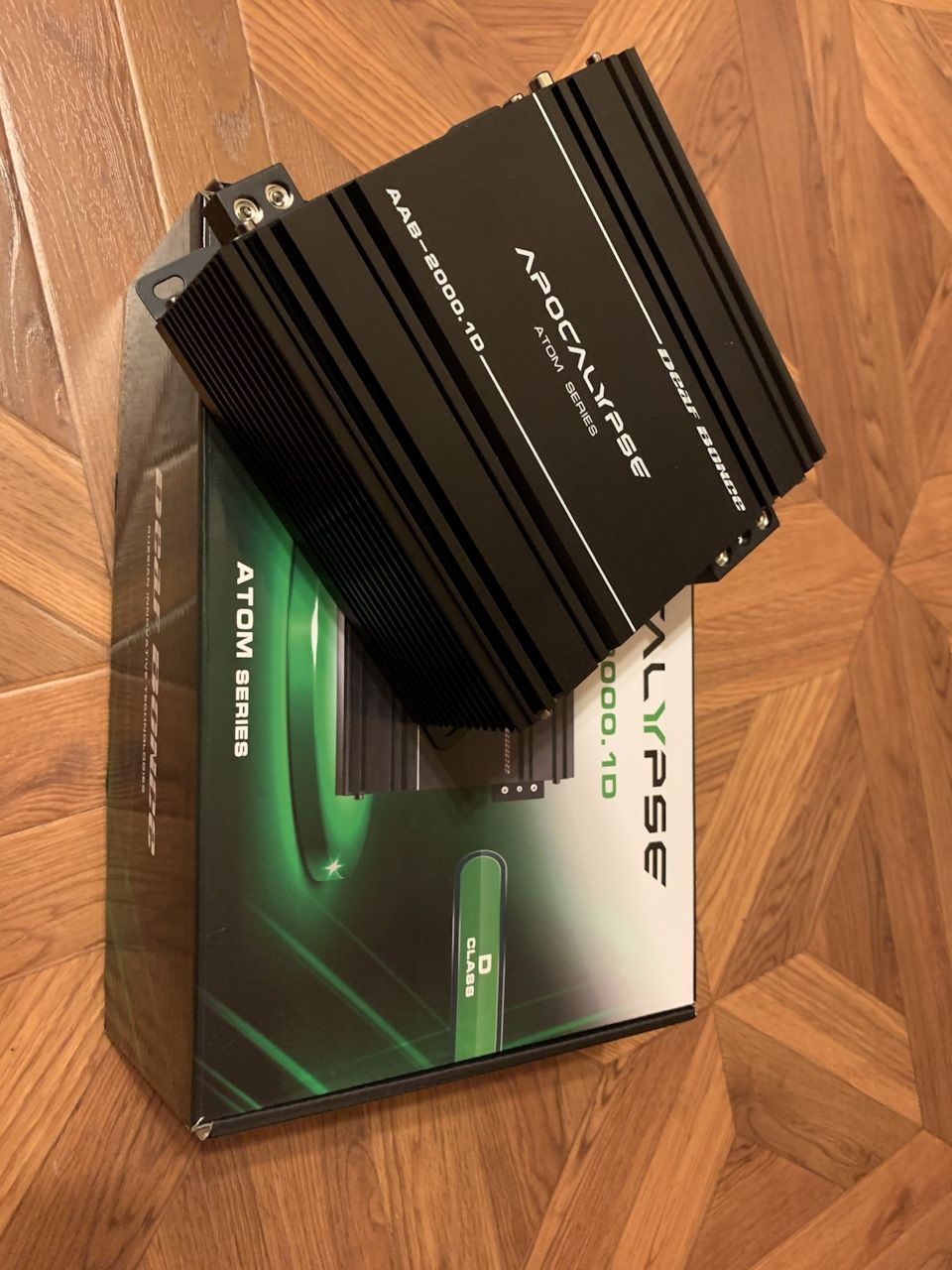 Продам саб EDGE e7