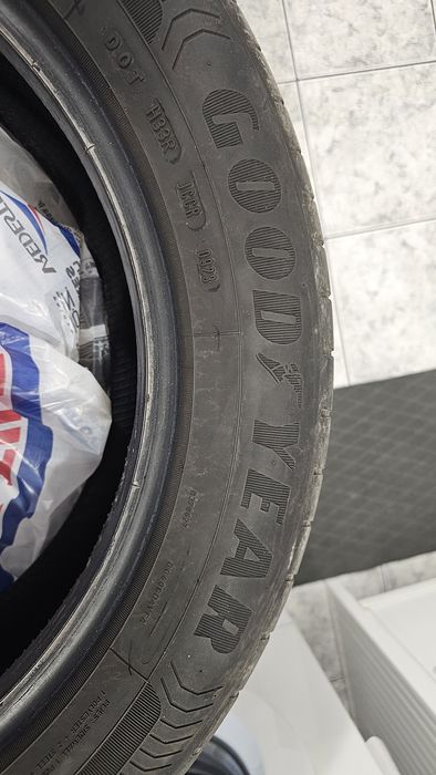 Cauciucuri vara GOODYEAR 215/55 R177 EFFI. GRIP PERF 94V