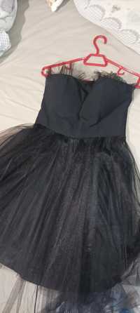 Официална черна рокля