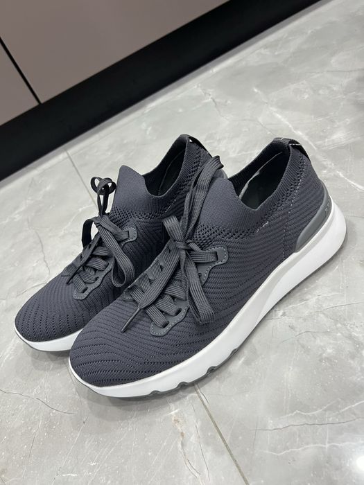 Продам мужскую обувь