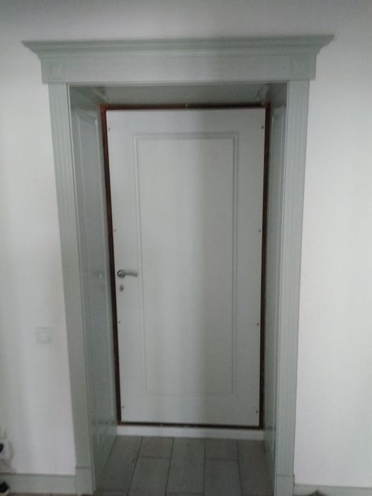 Установка дверей.