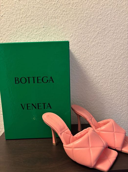 Bottega veneta pink heels