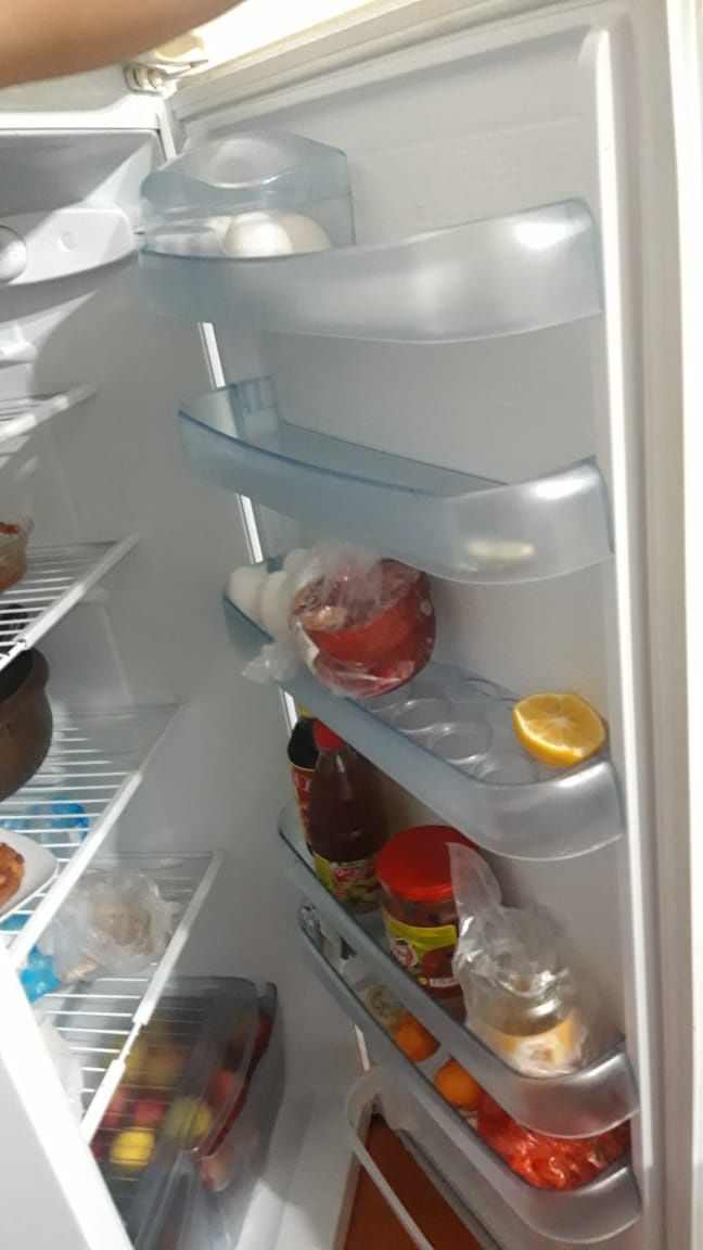 Продается холодильник в отличном состоянии выс. 180 шир. 80 цена 55000