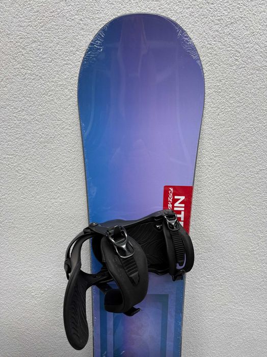 placa noua snowboard fate L147cm