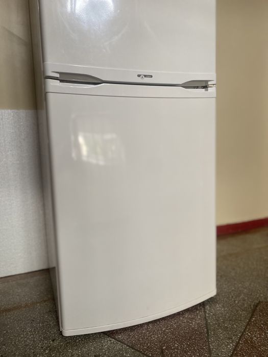 Combina frigorifica Whirlpool