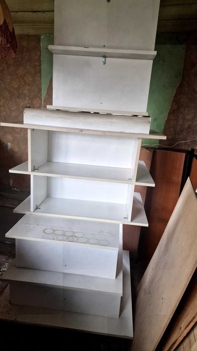 Островен стилаж от пдч