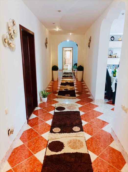 Vând Casa 5 camere si alte dependințe